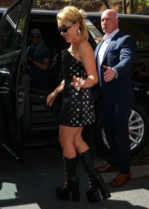 Florence Pugh OnlyFans Leaked Free Thumbnail Picture - #iRp68Y9bzz