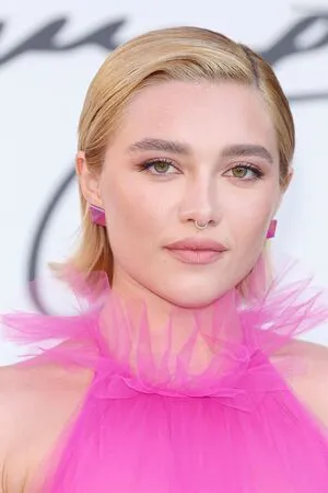 Florence Pugh OnlyFans Leaked Free Thumbnail Picture - #mX6L62FO0S