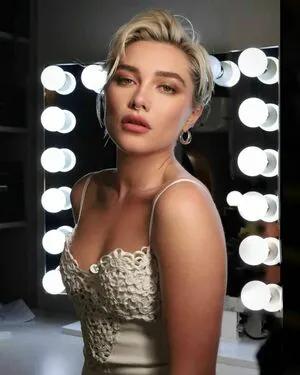 Florence Pugh OnlyFans Leaked Free Thumbnail Picture - #oovffUL3vs