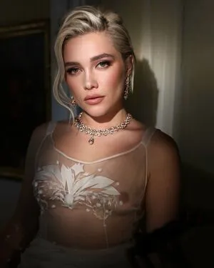 Florence Pugh OnlyFans Leaked Free Thumbnail Picture - #q4vCRKBK8S