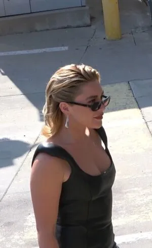 Florence Pugh OnlyFans Leaked Free Thumbnail Picture - #rbK8hejvec