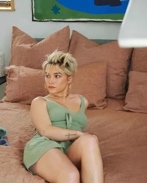 Florence Pugh OnlyFans Leaked Free Thumbnail Picture - #ttseRDEwos