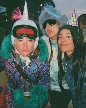 Florence Pugh OnlyFans Leaked Free Thumbnail Picture - #y403e8y4YC