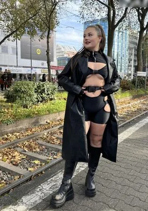 Florentine Dmr OnlyFans Leaked Free Thumbnail Picture - #r33SDn97v2