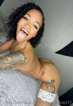 Floresgabriell77 OnlyFans Leaked Free Thumbnail Picture - #NULFVu2NuA
