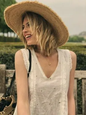 Floriane Desmaret OnlyFans Leaked Free Thumbnail Picture - #HahXRqSd4h