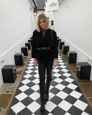 Floriane Desmaret OnlyFans Leaked Free Thumbnail Picture - #Tj84nB89Ci
