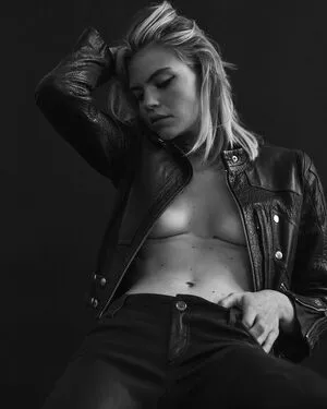 Floriane Desmaret OnlyFans Leaked Free Thumbnail Picture - #cxNNE75r8p