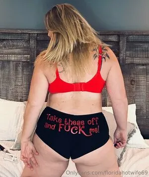 Floridahotwife69 OnlyFans Leaked Free Thumbnail Picture - #p5dFjktqTU