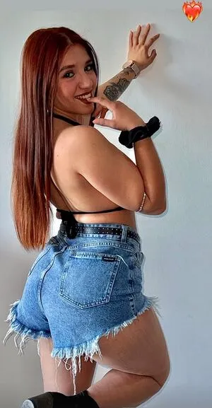 Florlara OnlyFans Leaked Free Thumbnail Picture - #0m1folRyMw