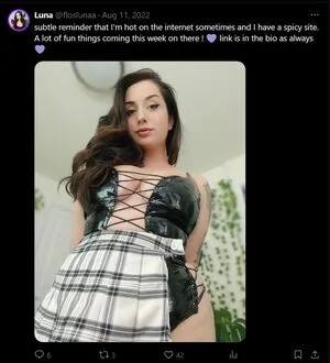 Flosluna OnlyFans Leaked Free Thumbnail Picture - #NHp59O2Wlo