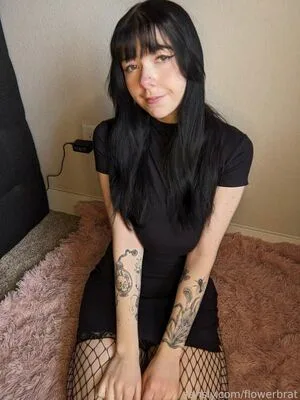 Flowerbrat3 OnlyFans Leaked Free Thumbnail Picture - #DxAT2JA070