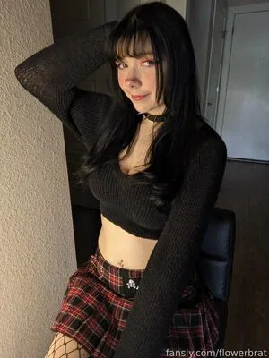 Flowerbrat3 OnlyFans Leaked Free Thumbnail Picture - #JeaV90q0pg