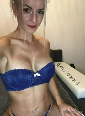 Floweremma OnlyFans Leaked Free Thumbnail Picture - #s34pWk6AYD
