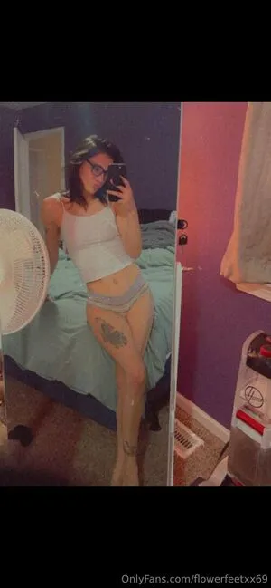 Flowerfeetxx69 OnlyFans Leaked Free Thumbnail Picture - #TIE3vHoxdi
