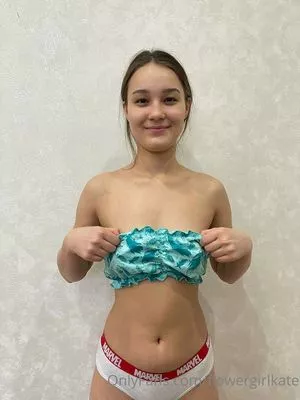 flowergirlkate OnlyFans Leaked Free Thumbnail Picture - #6TX885UTdU