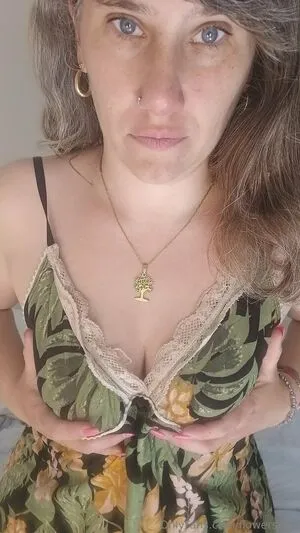 Flowers222 OnlyFans Leaked Free Thumbnail Picture - #7h5BbhgvxM