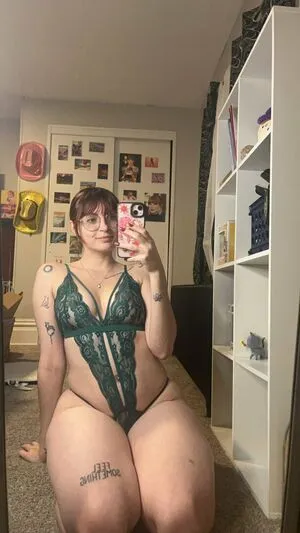 Flowersinskylar OnlyFans Leaked Free Thumbnail Picture - #PB0NkovQQR