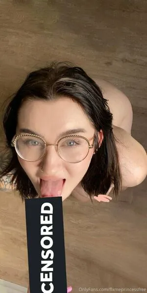 Flxmeprincessfree OnlyFans Leaked Free Thumbnail Picture - #telYWnyu7s