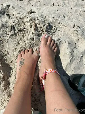 Foot Frenchixox OnlyFans Leaked Free Thumbnail Picture - #YDajkvBoIB