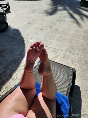 Foot Mistress Miss B OnlyFans Leaked Free Thumbnail Picture - #WPor7JRJOO