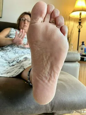 Foot Mistress Miss B OnlyFans Leaked Free Thumbnail Picture - #YrWQlX0Yfd