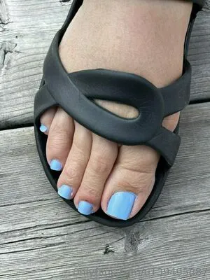 Foot Mistress Miss B OnlyFans Leaked Free Thumbnail Picture - #ZWg0TwlO87