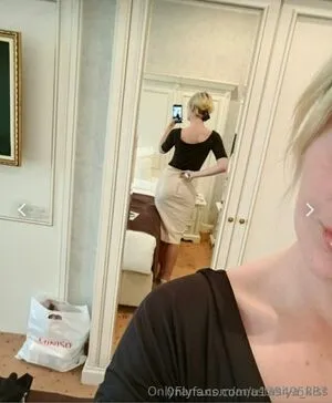 Foot Mistress Miss B OnlyFans Leaked Free Thumbnail Picture - #fa4hvpCXRX