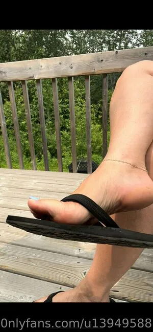 Foot Mistress Miss B OnlyFans Leaked Free Thumbnail Picture - #vv6uRqE1p4