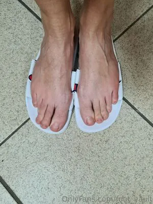 Foot Vault OnlyFans Leaked Free Thumbnail Picture - #ouc2USkCln