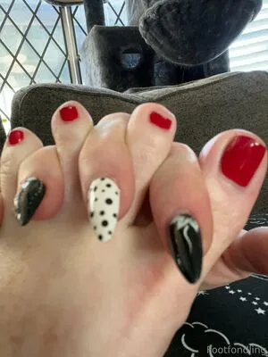 Footfondling OnlyFans Leaked Free Thumbnail Picture - #acwlPdBj2W