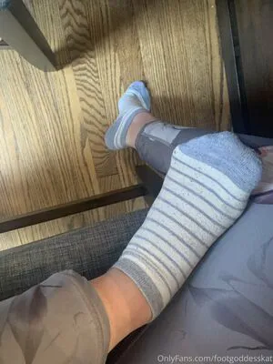 Footgoddesskat OnlyFans Leaked Free Thumbnail Picture - #Q9pkx4YnSD
