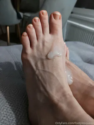 Footjobsqueen OnlyFans Leaked Free Thumbnail Picture - #f3jKDdHkxU