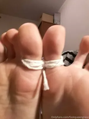 Footqueengrace OnlyFans Leaked Free Thumbnail Picture - #6pc1pAU48G