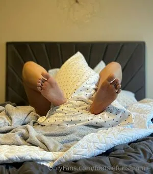 Footsiefunsammie OnlyFans Leaked Free Thumbnail Picture - #dqaEvrZXi1