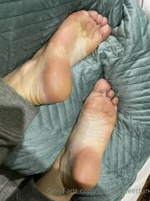 Forallthefeetfun OnlyFans Leaked Free Thumbnail Picture - #4u22FL8qyu
