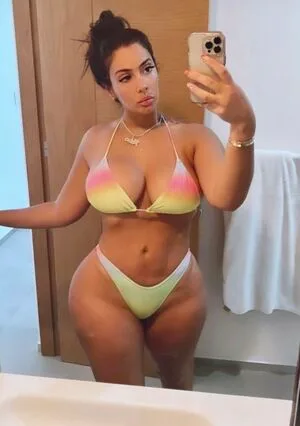 Foreigns R Better OnlyFans Leaked Free Thumbnail Picture - #UFKm11F6Tk