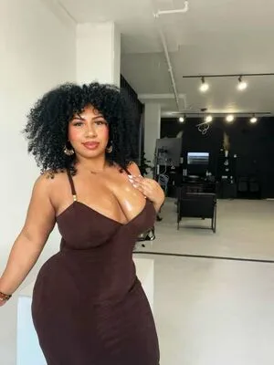 Forevercurlybri OnlyFans Leaked Free Thumbnail Picture - #cQbgKQE3IG