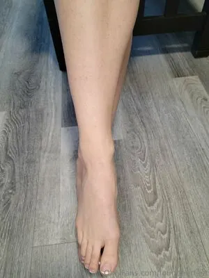 Foundherfeet OnlyFans Leaked Free Thumbnail Picture - #8EfVDWu14v