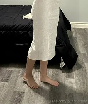 Foundherfeet OnlyFans Leaked Free Thumbnail Picture - #G7btZzF6vU