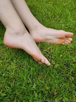 Foundherfeet OnlyFans Leaked Free Thumbnail Picture - #VrPFTYcAsi