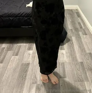 Foundherfeet OnlyFans Leaked Free Thumbnail Picture - #cZNYw5YwrG