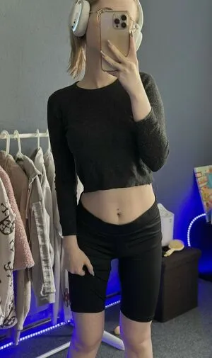 Fox Happiness OnlyFans Leaked Free Thumbnail Picture - #Z5fHkuourt