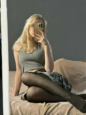 Fox Happiness OnlyFans Leaked Free Thumbnail Picture - #gCzmGtFSep