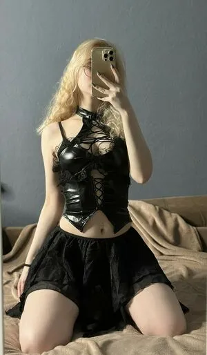 Fox Happiness OnlyFans Leaked Free Thumbnail Picture - #tx05GieAoM