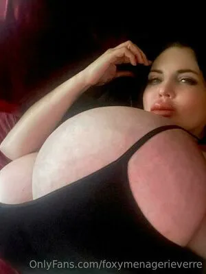 Foxy Menagerie Verre OnlyFans Leaked Free Thumbnail Picture - #6eHPfiomYO