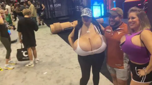 Foxy Menagerie Verre OnlyFans Leaked Free Thumbnail Picture - #VRNpeUHho7