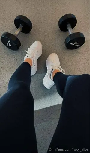 Foxy X Roxy OnlyFans Leaked Free Thumbnail Picture - #UYyR4QecRK