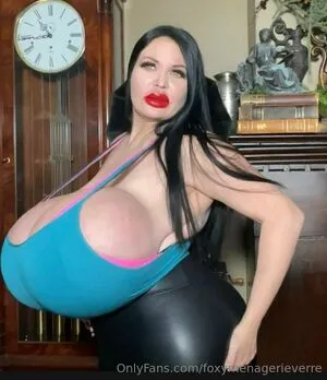 Foxymenagerieverre OnlyFans Leaked Free Thumbnail Picture - #JQZLD9b15y