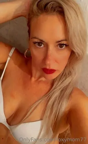 Foxymom77 OnlyFans Leaked Free Thumbnail Picture - #ql1fYV8Gzx